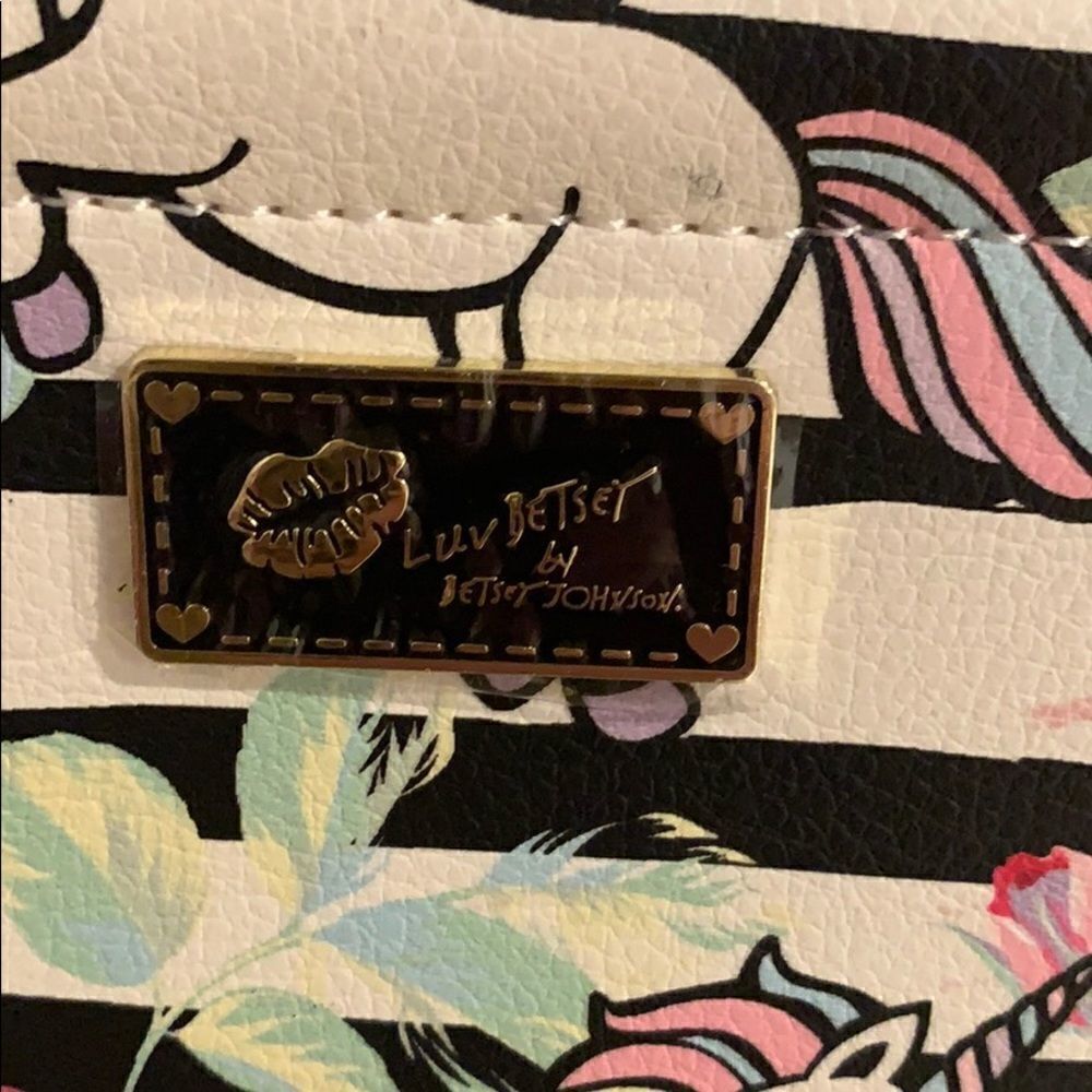 🎉last price 🎉Unicorn Wristlet zipper clutch - Picture 5 of 10